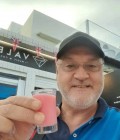 Rencontre Homme : Peter, 60 ans à Canada  Alberta 